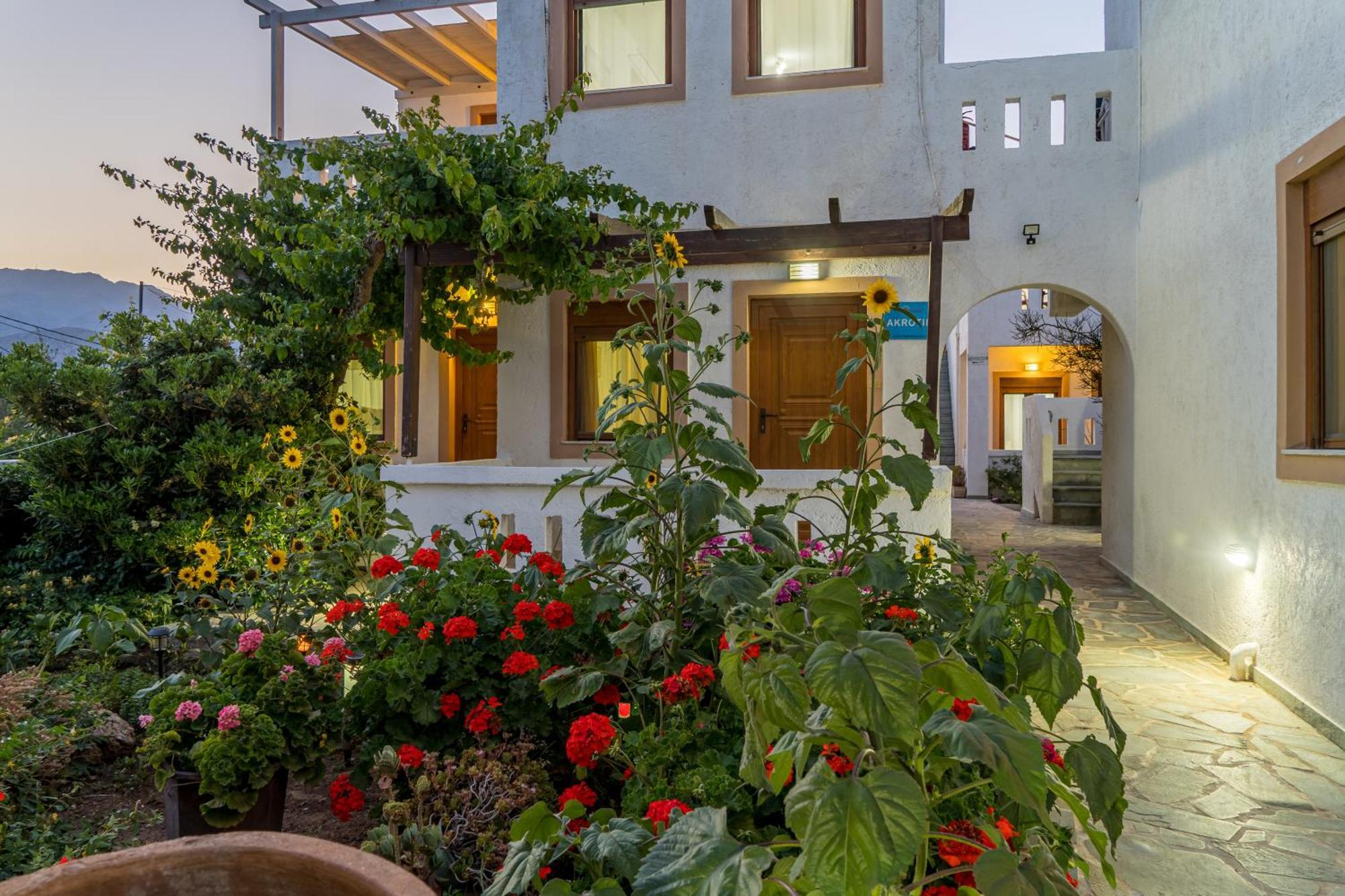 Akrotiri Apartments Makrýgialos Exterior foto